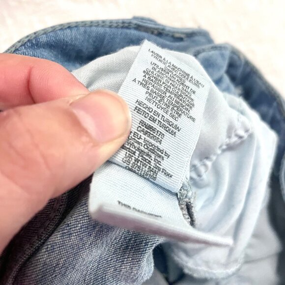 We The Free Zebra Print Low Rise Flare Leg Jeans Blue Size 26 - Picture 7 of 7